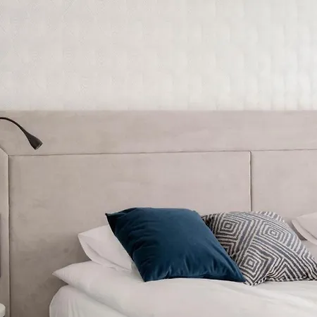 아파트 Park View Comfort By Solarento 미엘노